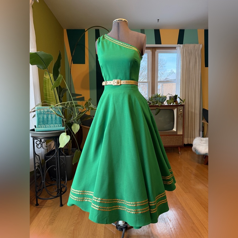 The Pretty Dress Company One-Shoulder Emerald Green Dress w Gold Trim Small